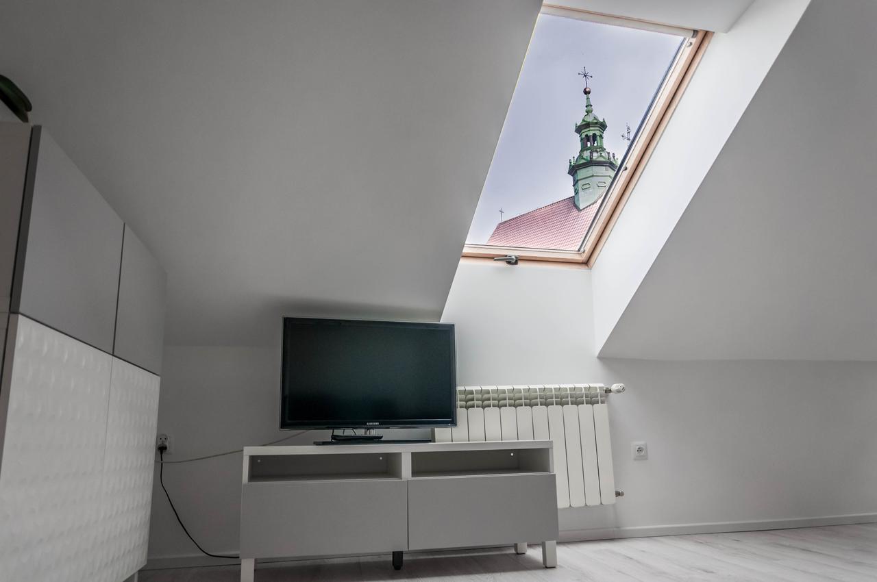 Apartamenty Numer 6 ลูบลิน ภายนอก รูปภาพ